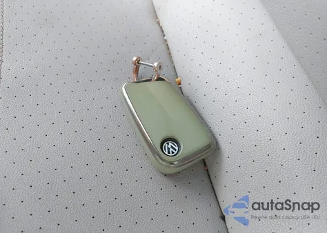 2019 Volkswagen Tiguan 2.0T Se/2.0T Sel/2.0T Sel R-Line/2.0T Sel R-Line Black from USA, damaged, VIN 3VV3B7AX3KM128648